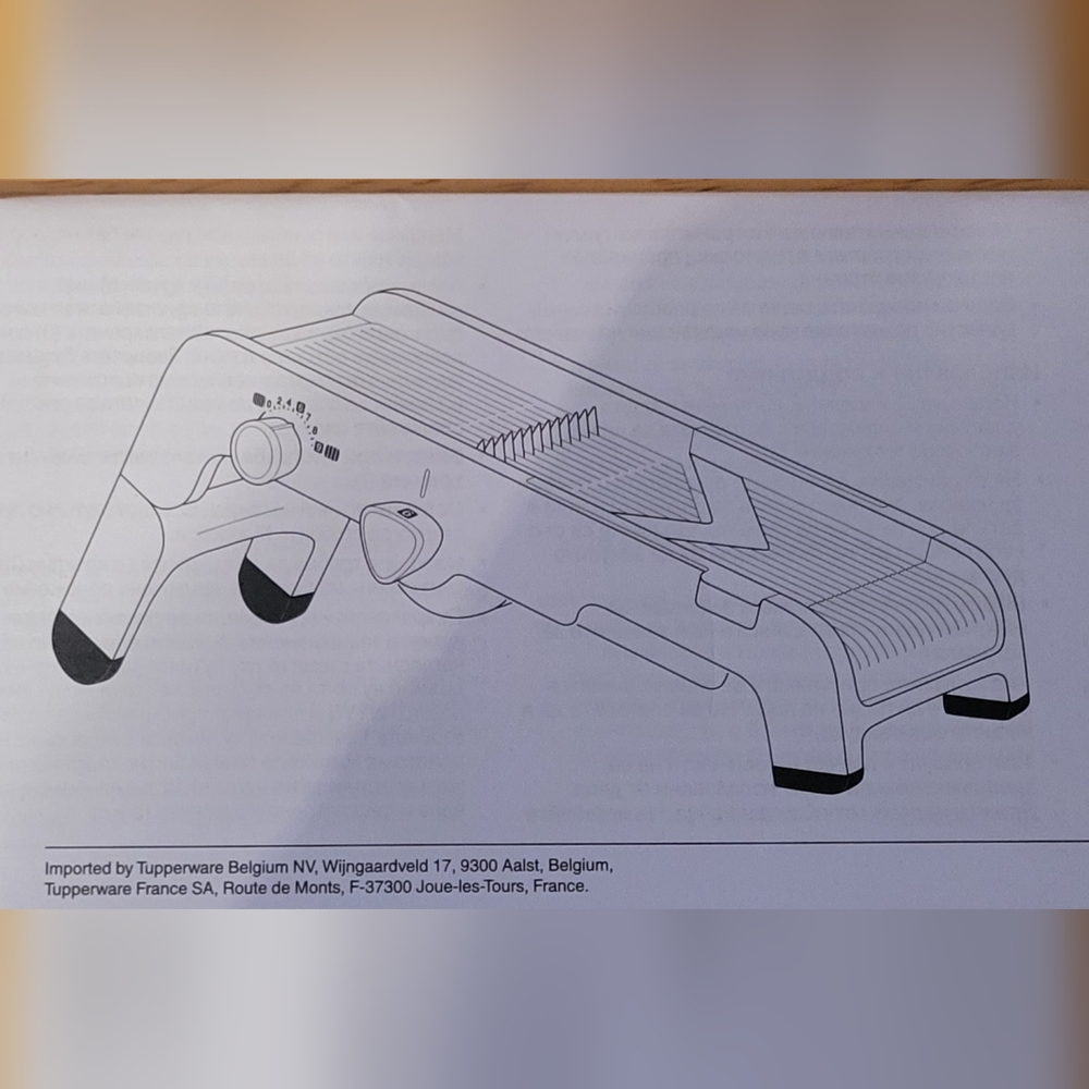 Tupperware Mandoline - Picture 7 of 10